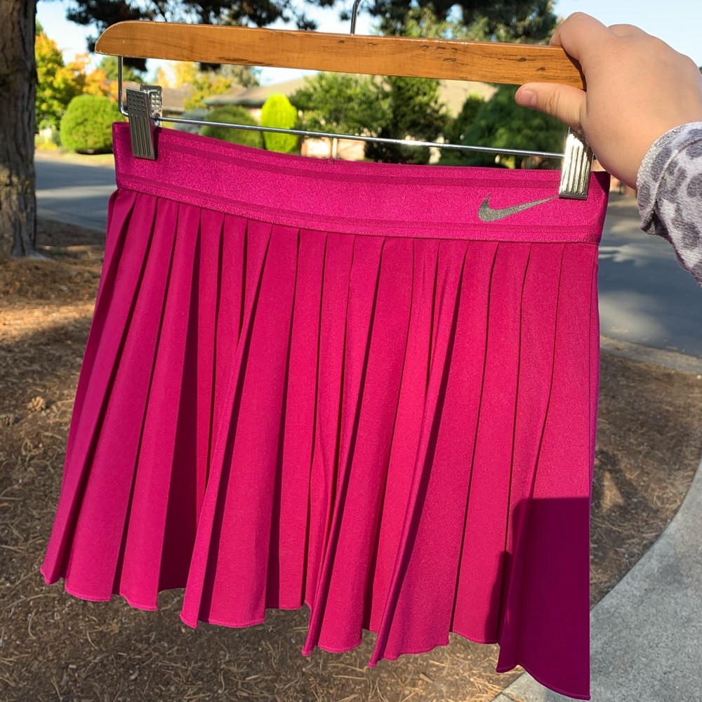Nike tennis skirt